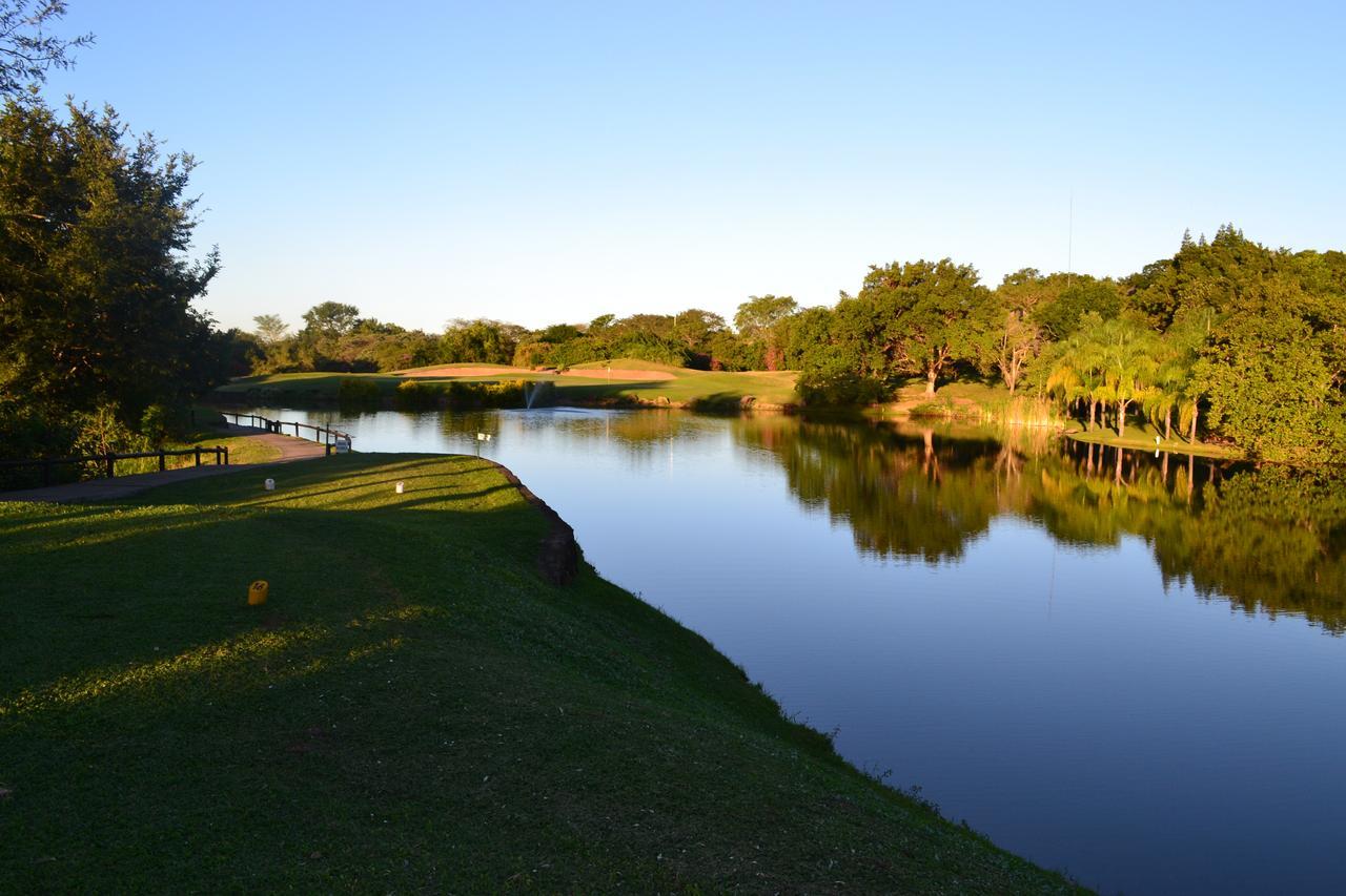 Kruger Park Lodge - Golf Safari Sa Hazyview Bagian luar foto